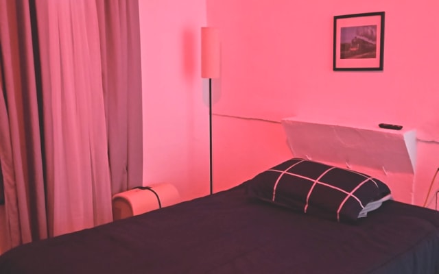 Cheap shared room - 2