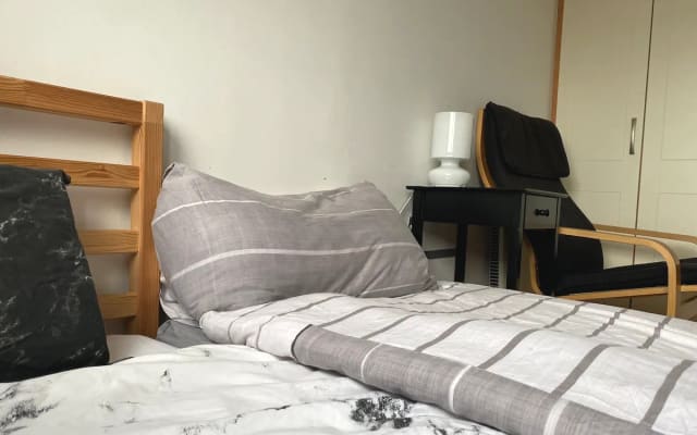 Camera singola o matrimoniale con bagno privato e balcone