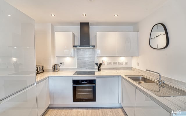 Alójese con estilo: 'The Noir One', apartamento urbano de 2 camas con...