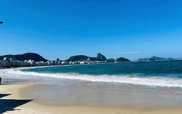 Quarto aconchegante em Copacabana