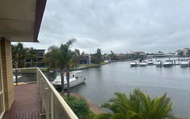 Waterfront townhouse on Patterson lakes harbour