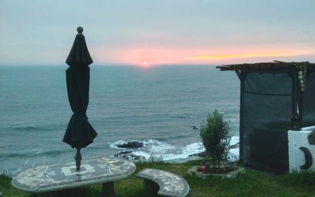 Estudio privado frente al mar