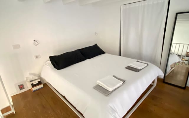 Loreto White Loft | 15min from Duomo - Foto 7