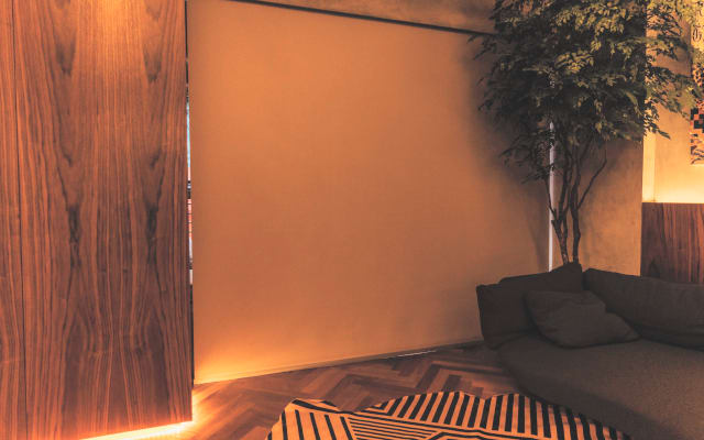 L'annuncio di OBO su misterb&b - Sleep deeply with a blackout curtain.
