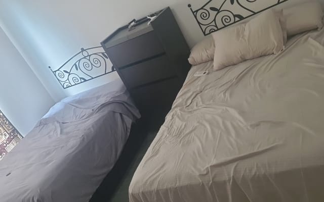 schönes Haus zu vermieten Zimmer mit allen Rechten
