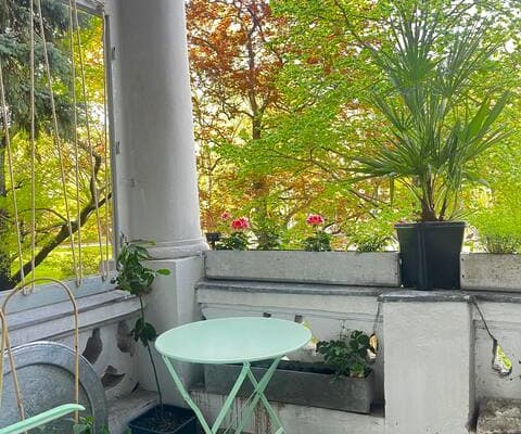 Apartamento artístico con balcones