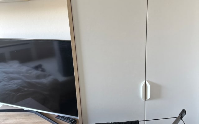 Beautiful room in a lovely apartment 2 minutes walk from the beach