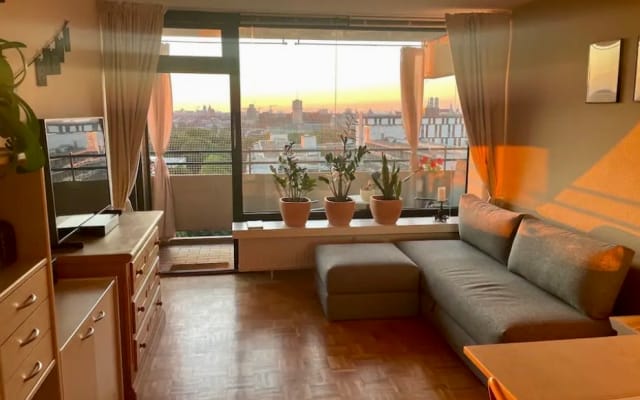 STUDIO WITH AMAZING VIEW OVER MUNICH & TERRACE | CITY CENTER