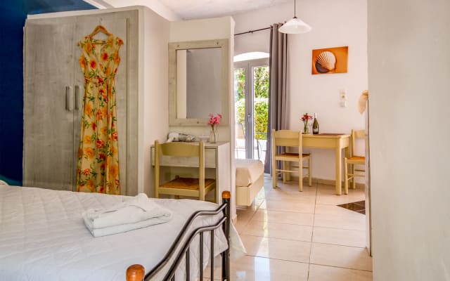 Stavros Villas and apartments - copy 01