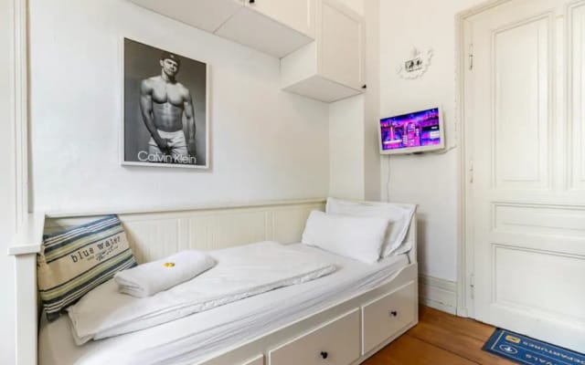 Bom quarto em Frankfurt City Sachsenhausen