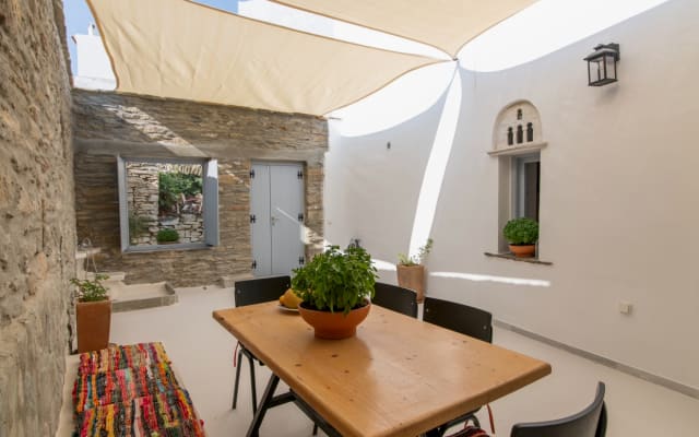 Apartamento encantador na aldeia tradicional de Tinos, Kalloni G-House