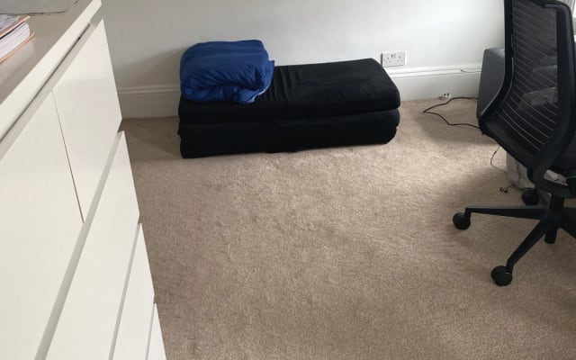 Private room in trendy gay district Clapham