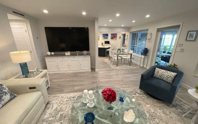 A luxurious Oasis near Wilton Manors - Picture 13