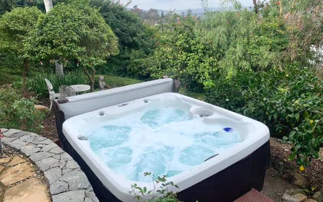 Secret Garden Apartment ~ Baumhaus ~ Whirlpool-Oase - Foto 19