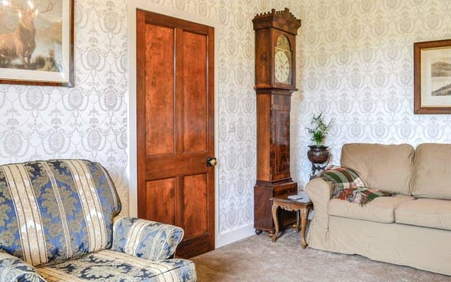 Ländliches, traditionelles, malerisches Landhaus