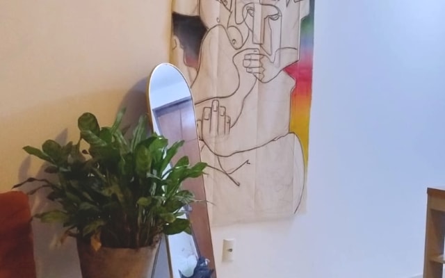 Piso Lgbtqia+ en el altiplano con ambiente acogedor.