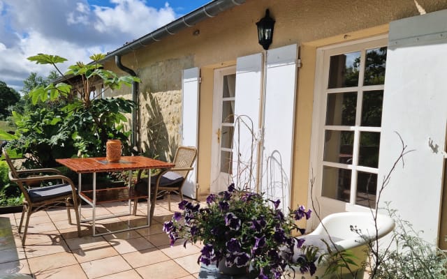 House with 1 bedroom and terrace.