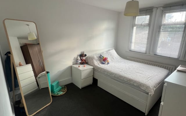 Joli appartement, à 5 minutes à pied de la gare de Herne Hill (zone 2).