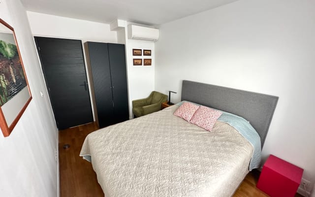 Acogedora habitación en bonito apartamento en el centro de París