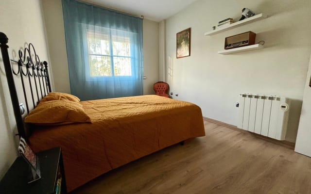 Comfort and Relax: Room close to Golf and Beach.