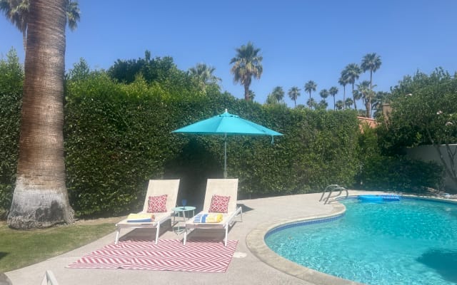 Beautiful lux pool home located in South Palm Springs 

 - Picture 6