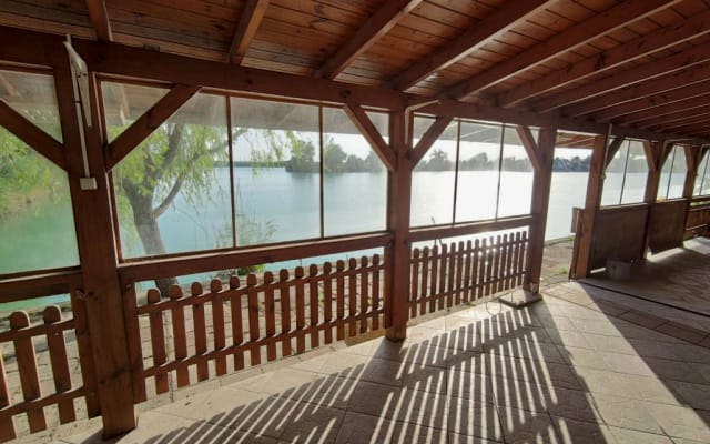 Retiro romântico à beira do lago: Natureza, desporto e serenidade...