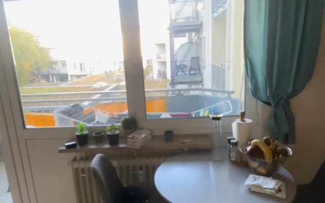 Appartement 1 pièce confortable , à 1 km de la vieille ville .
- copier...