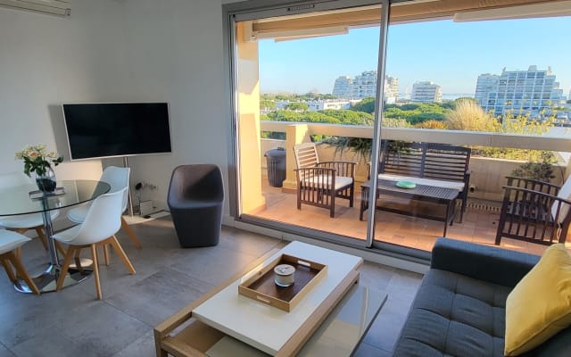  Superb apartment with corner terrace and panoramic view - Picture 16