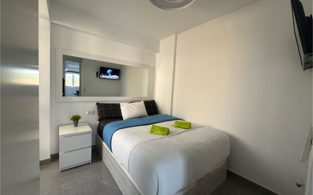 Chambre avec salle de bain privée à Playa del Inglés