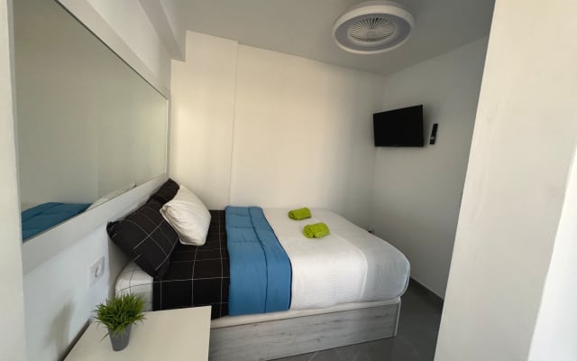 Chambre avec salle de bain privée à Playa del Inglés