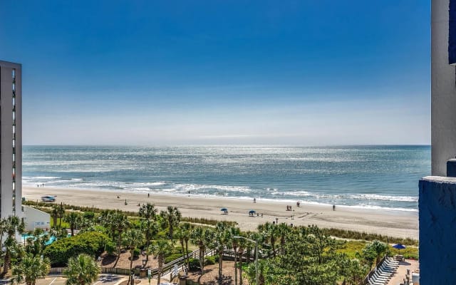 Eigentumswohnung mit Meerblick direkt am Strand