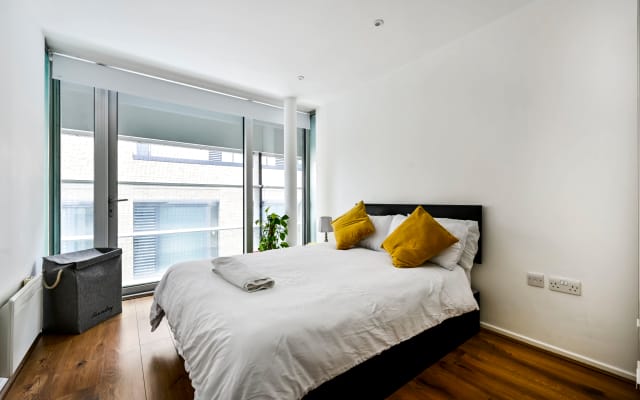 That Cosy Stay- Fantastic Two-Bed Apartment (E15) - Photo 11