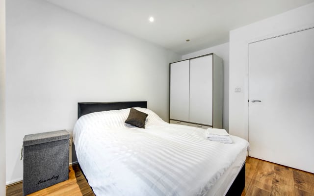 That Cosy Stay- Fantastic Two-Bed Apartment (E15) - Photo 12