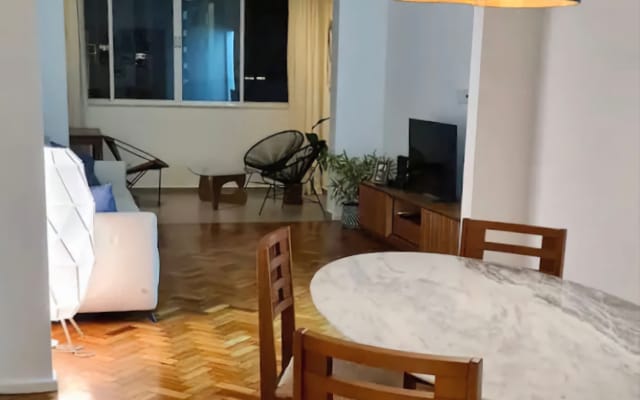 Ipanema: 03-Zimmer-Wohnung mit kleinem Meerblick und Garage