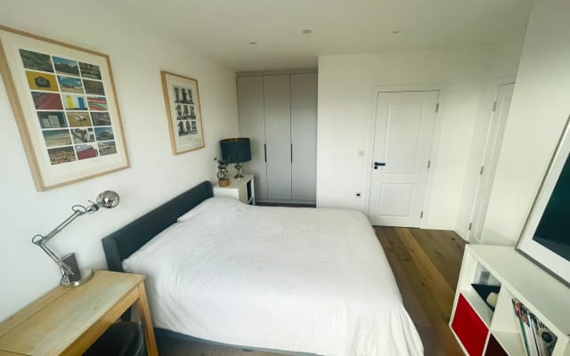 Lovely and cosy Ensuite room with King-size bed