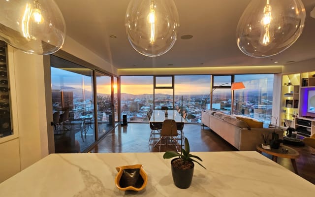 Qbo Skyhomes Best Sunsets Luxury Apt à Rohrmoser, San Jose.