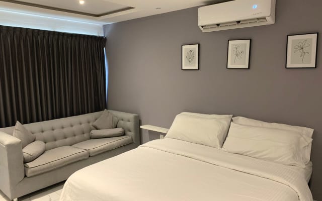 Komfortables und luxuriöses Zimmer nur ein paar Blocks von der...