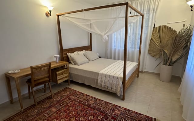 Grande apartamento na Península de Masaki com vista para o mar