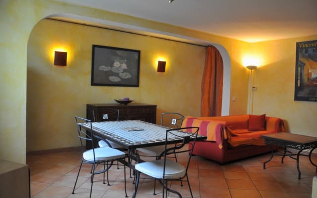 Homestay in Aigues-Mortes