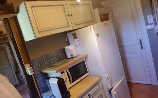 Vincents Inserat auf misterb&b - cuisine entièrement équipée , four , micro ondes , lave vaisselle , machine café ......