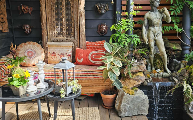 Annonce de Naif sur misterb&b - Sharing loveseat Backyard