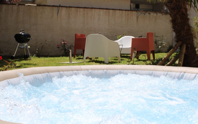 Royan - Marché central - Ground floor apartment - Jacuzzi - Garden - 2 