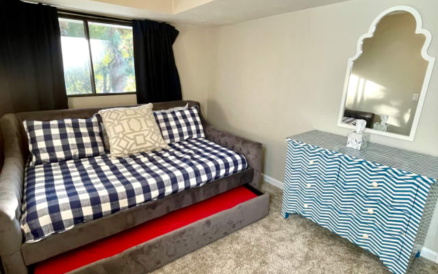 Wüste Oase! 3bd/2bth Eigentumswohnung
