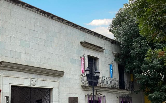 Full Hotel (16 Rooms) Agrado Guest House