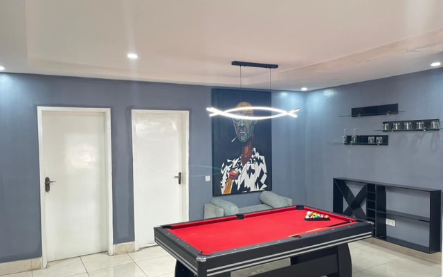 Lujoso Apartamento de 2 Dormitorios con Snooker situado en un entorno...