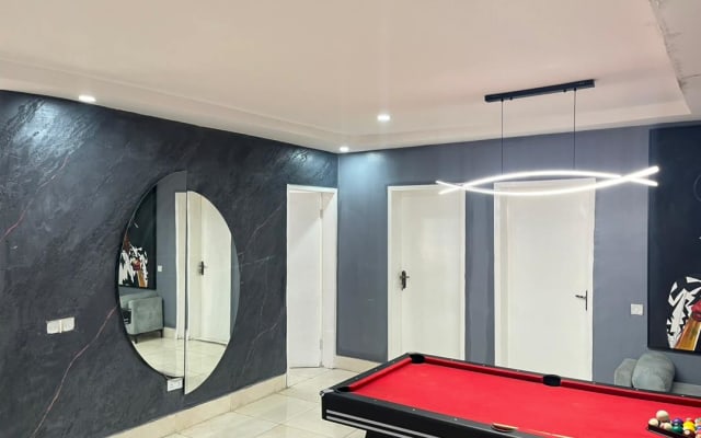 Lujoso Apartamento de 2 Dormitorios con Snooker situado en un entorno...