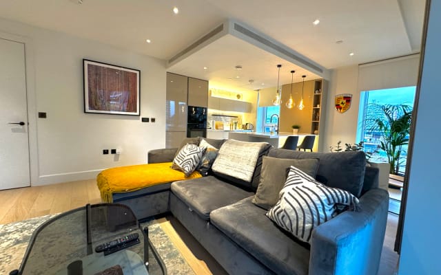 Luxury brand new flat