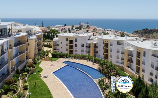 BnB Homes Apartment with Ocean view 2 huge sunny terraces & pools - Picture 11