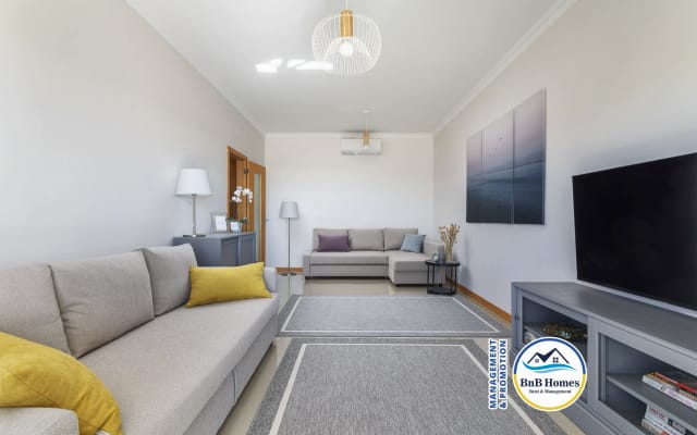 BnB Homes Apartment with Ocean view relax Terrace & 2 Swimming pools
