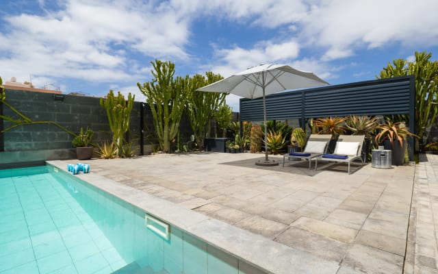 Chambre ASIA avec piscine et centre de remise en forme